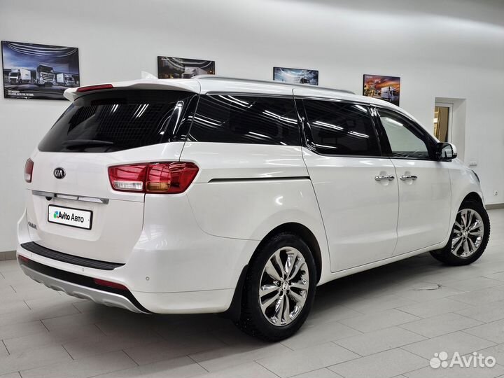 Kia Carnival 2.2 AT, 2018, 115 789 км