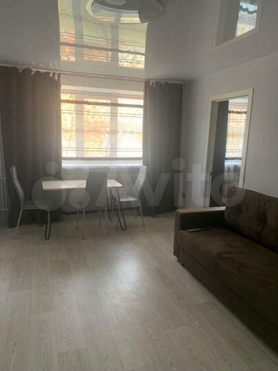 2-к. квартира, 43 м², 1/5 эт.