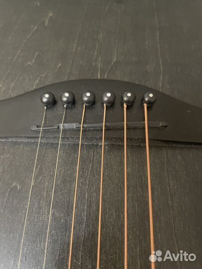 Акустическая гитара