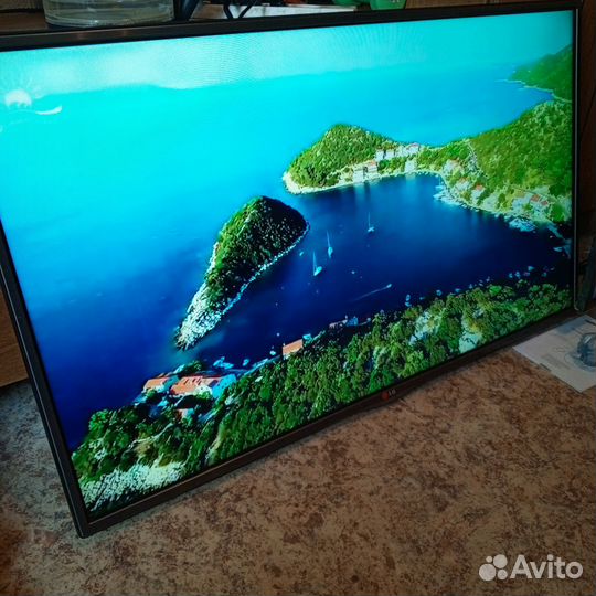 Телевизор LG SMART tv 107см 200гц 3D