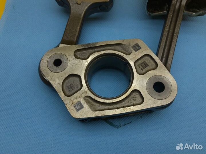 Поршень с шатуном Infiniti Qx50 J55 KR20 012800A