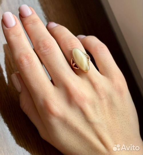 Винтажное кольцо с камнем времен СССР 1979г