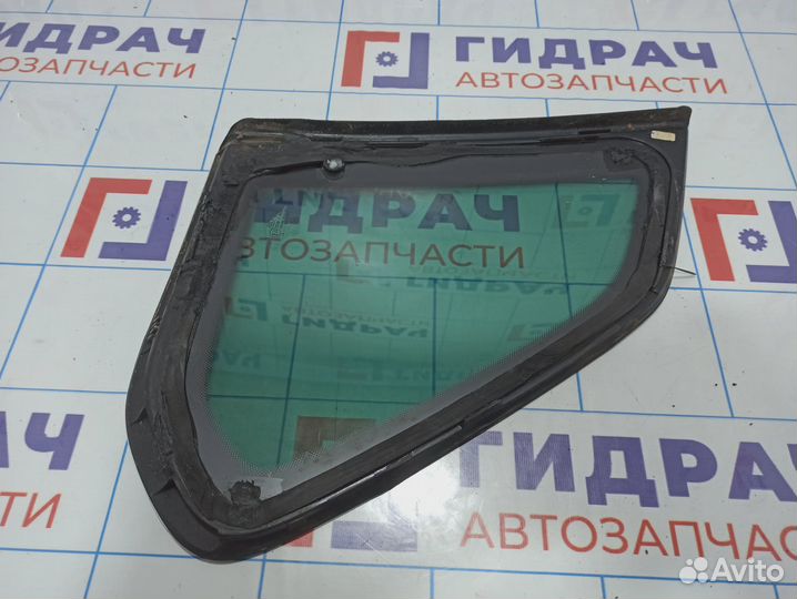 Стекло кузовное глухое правое Volkswagen Tiguan (M