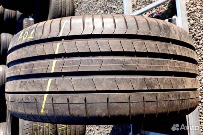 Pirelli P Zero PZ4 285/40 R21