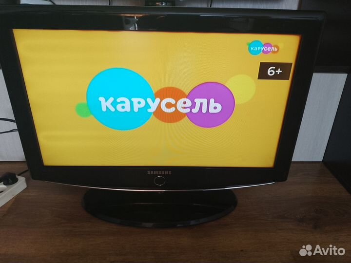 Телевизор samsung 26 дюймов LE26R82B