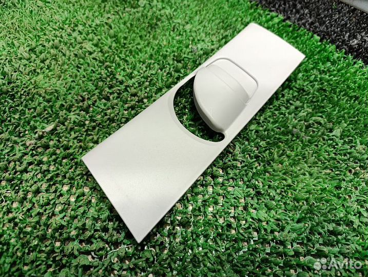 Накладка крепления ремня безопасности заднего правого Toyota Land Cruiser Prado