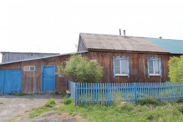 3-к. квартира, 70 м², 1/1 эт.