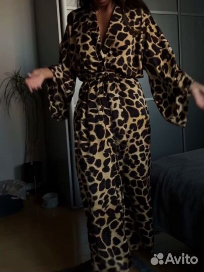 Шелковый халат кимоно