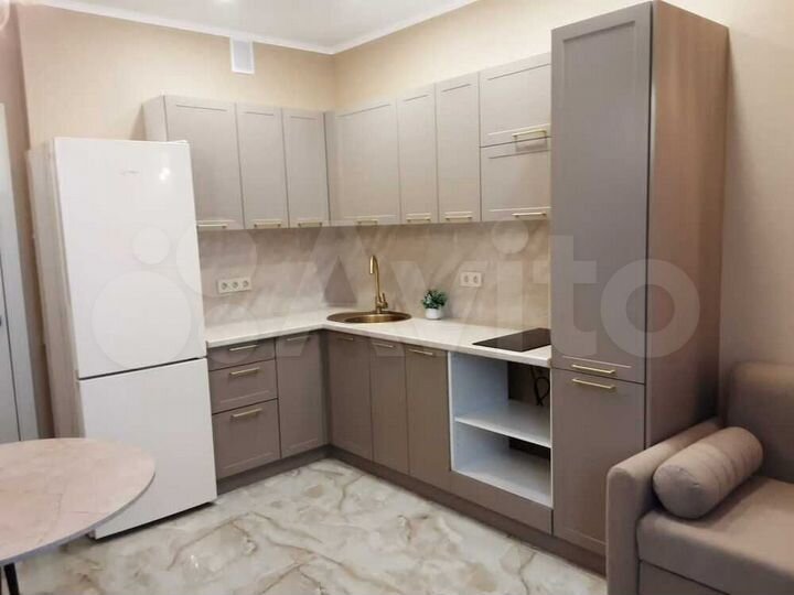 1-к. квартира, 43 м², 15/19 эт.