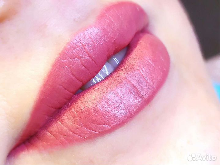 Татуаж бровей, межресничка, губы