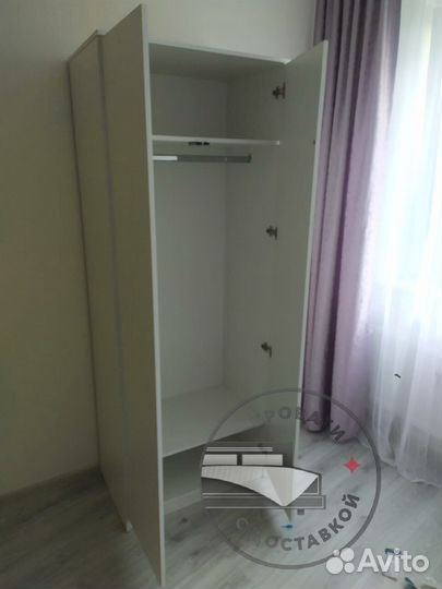 Шкаф распашной