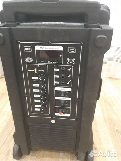 Музыкальная колонка большая