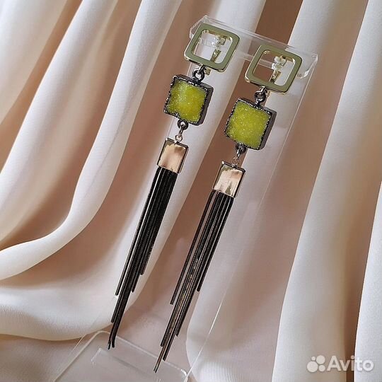 Серьги из натуральных камней. Сережки с камнями