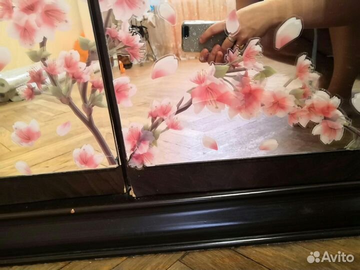 Шкаф