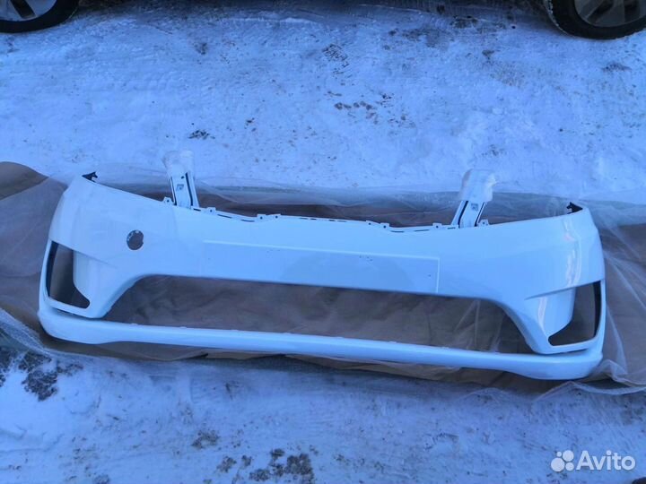 Бампер на Kia Rio