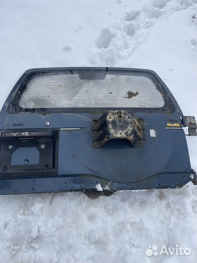 Крышка багажника mitsubishi pajero mini
