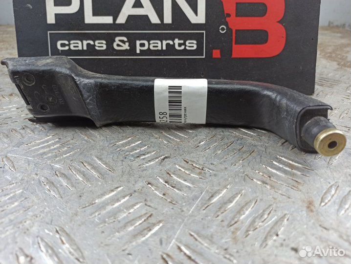 Ручка двери внутренняя Audi 100 C3