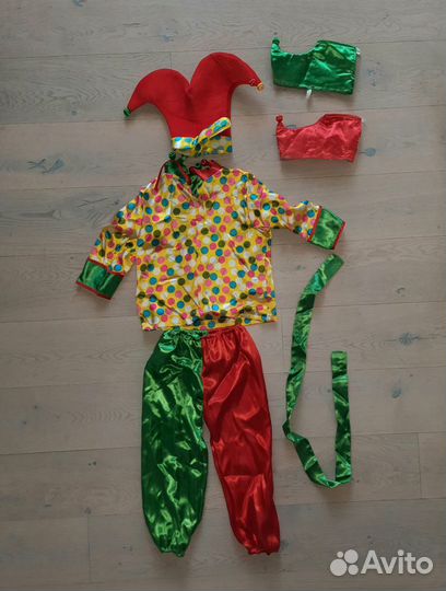 Продаю новогодний костюм 