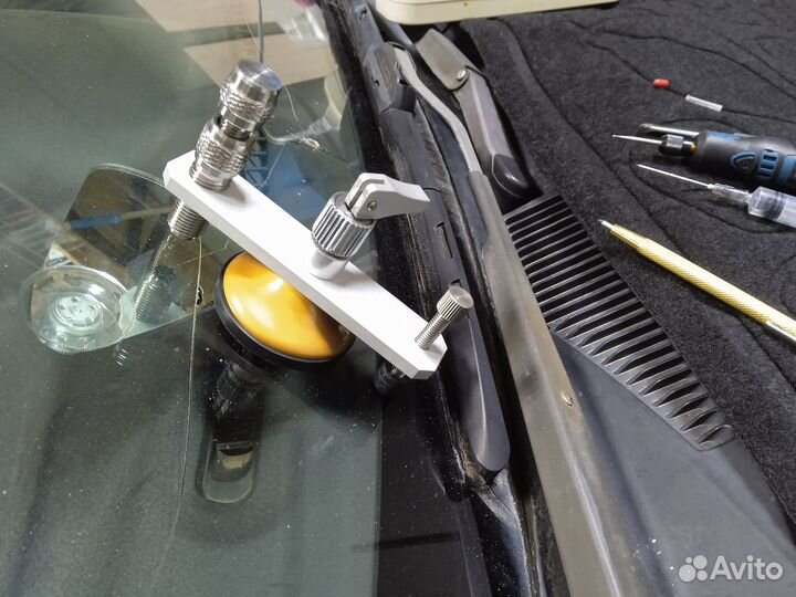 Ремонт сколов лобового стекла