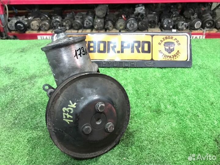 Насос гидроусилителя, насос гур Mercedes-Benz