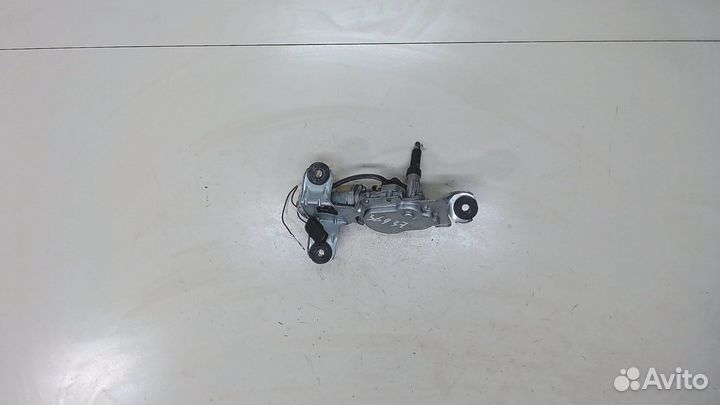 Двигатель стеклоочистителя задний Mazda 121, 1996