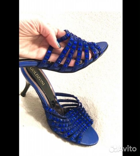 Размер 40, 39 Новые Шпилька