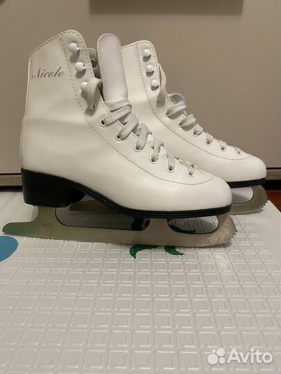 Коньки женские 37 размер