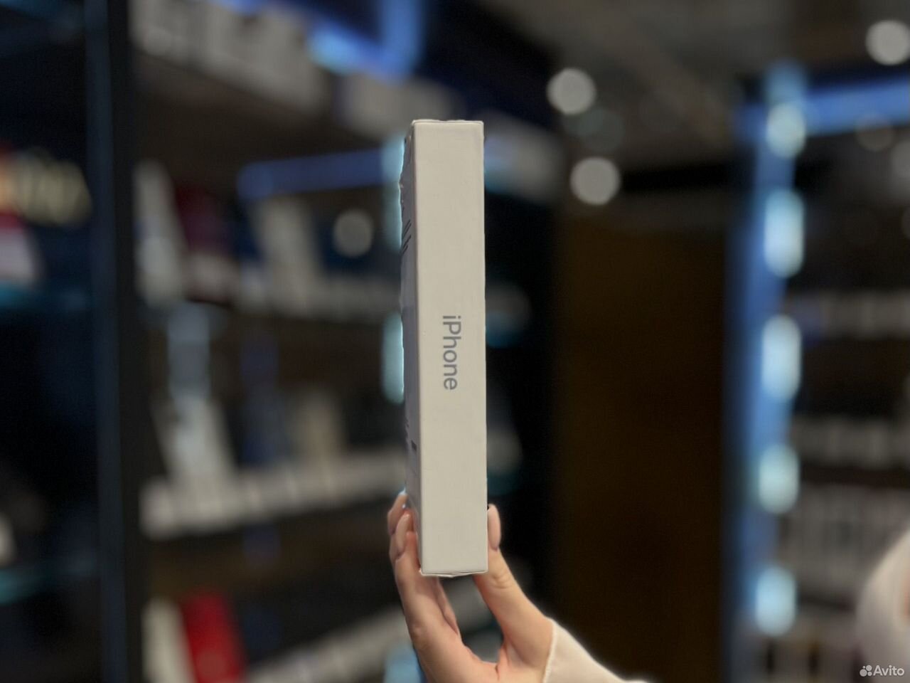 iPhone 16 Pro Max, 256 ГБ, SIM + eSIM
