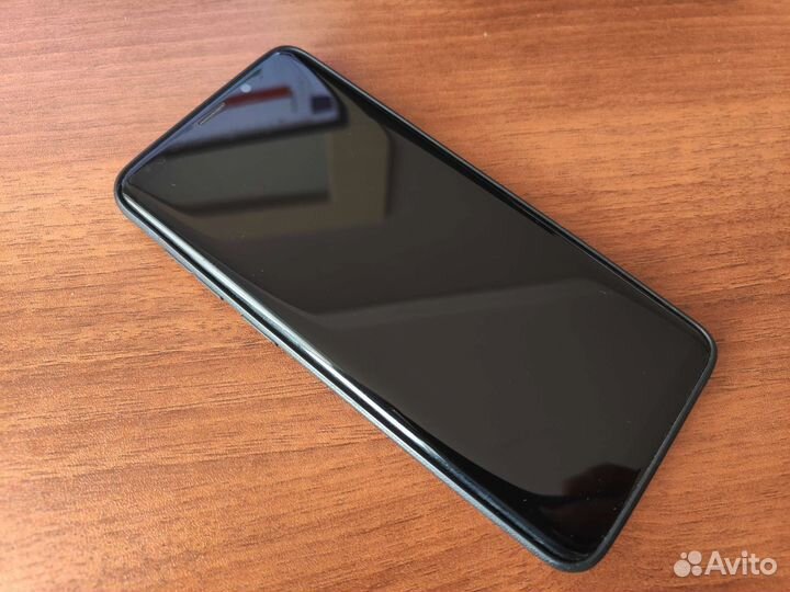 Телефон Samsung Galaxy s9 plus