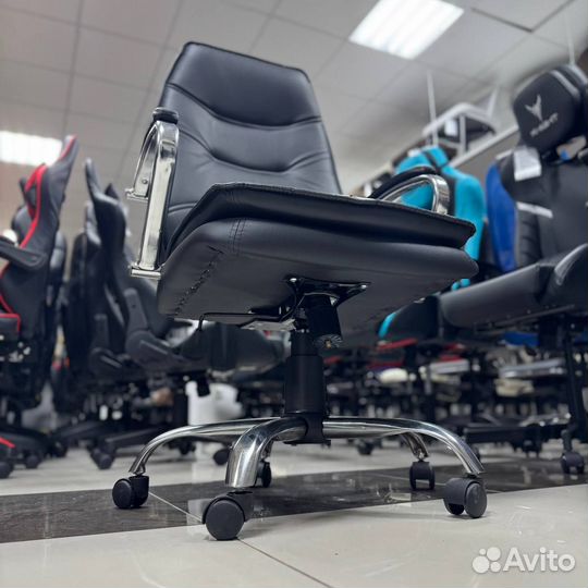 Компьютерное кресло Мадлен