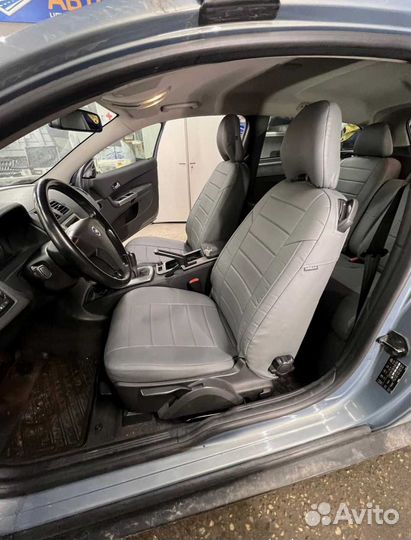 Автомобильные чехлы Volvo C30