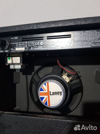 Гитарный комбоусилитель Laney 35 Вт