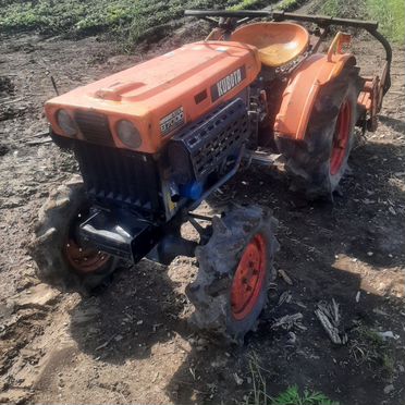 Мини-трактор Kubota B7000, 1990
