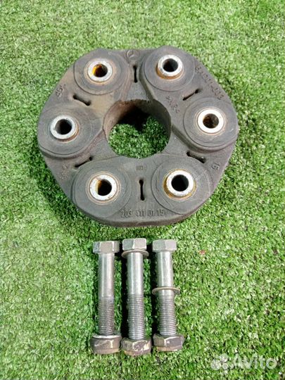 Муфта карданного вала Mercedes-Benz E320 W211