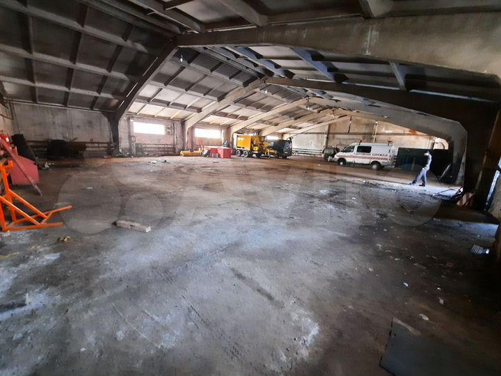 Производство, 1300 м²