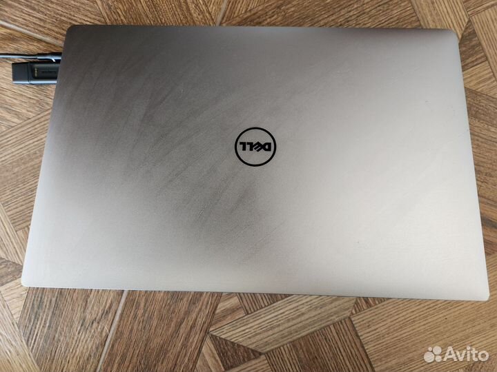 Dell XPS 9560 4К 16/512G GTX 1050 4G