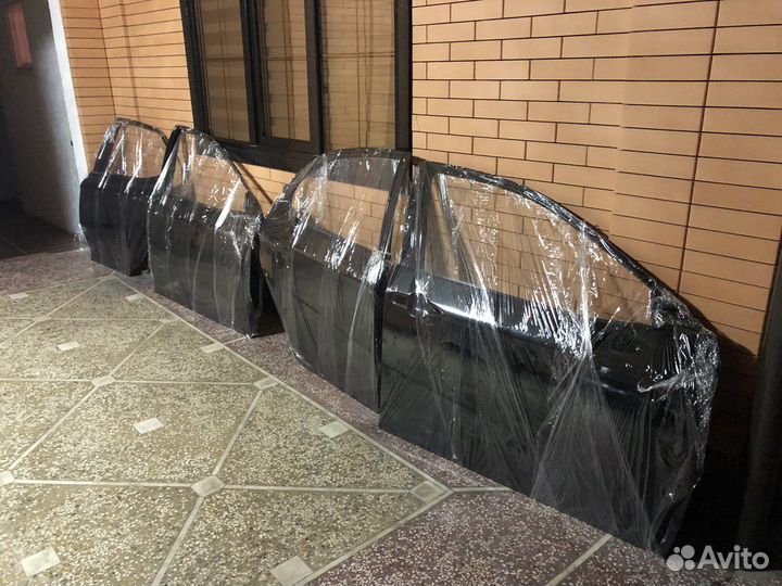 Двери на тойота 70-75