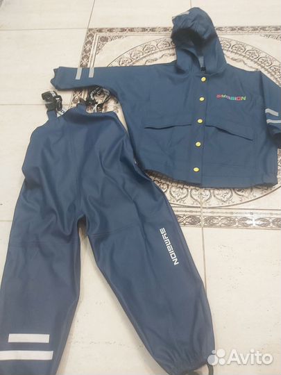 Резиновый костюм непромокаемый