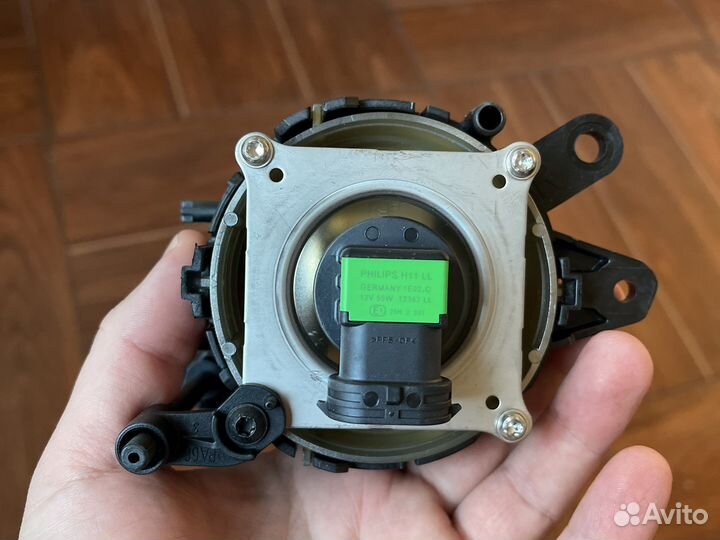 Фара противотуманная Audi A4 8E0941700B
