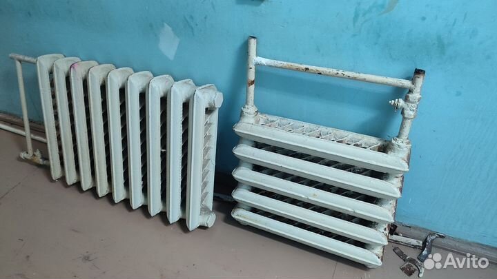 Батарея чугунная 9 и 5 секций