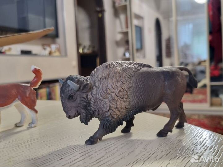 Фигурки животных bullyland бизон schleich