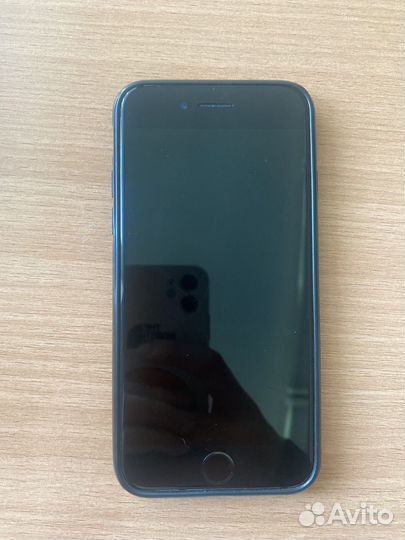 iPhone 8, 64 ГБ
