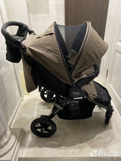 Прогулочная коляска britax romer