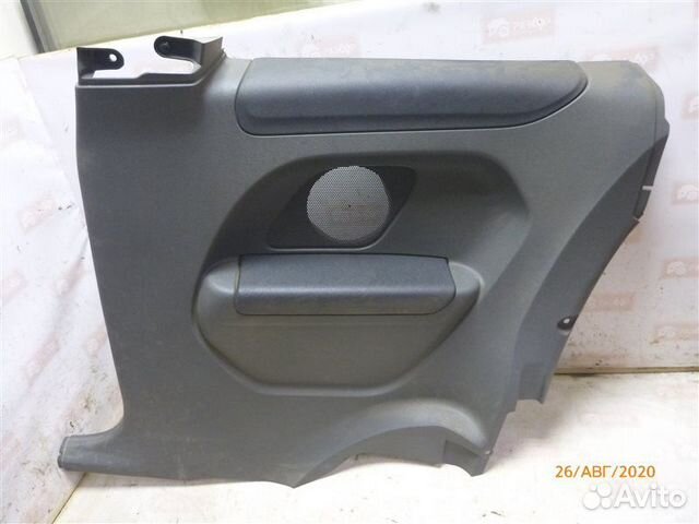 Обшивка багажника задняя правая Ford Focus CB4