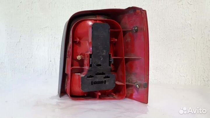 Фонарь задний левый Volkswagen Passat B5 3B2