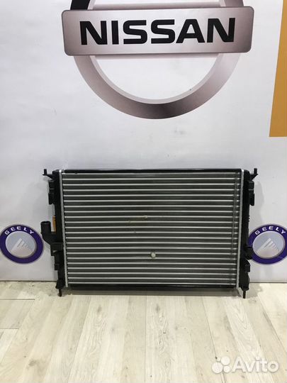 Радиатор охлаждения двигателя основной Nissan alme