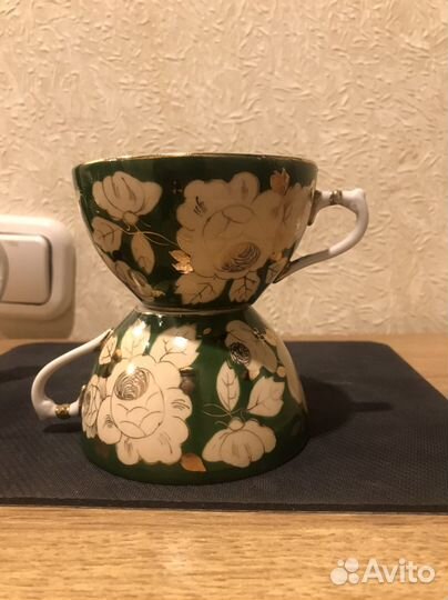 Чашка и чайник от сервиза Шиповник