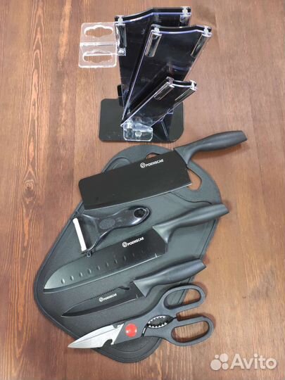 Набор кухонных ножей с подставкой