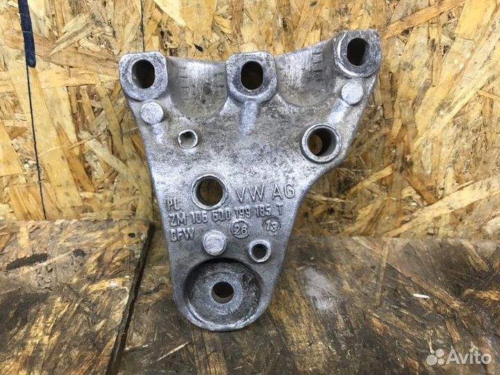 Кронштейн подушки двс Volkswagen Polo седан 1.6