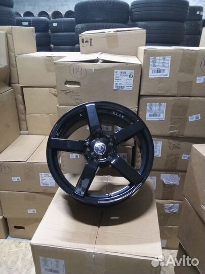 R17 5*114.3 Et38 D67.1